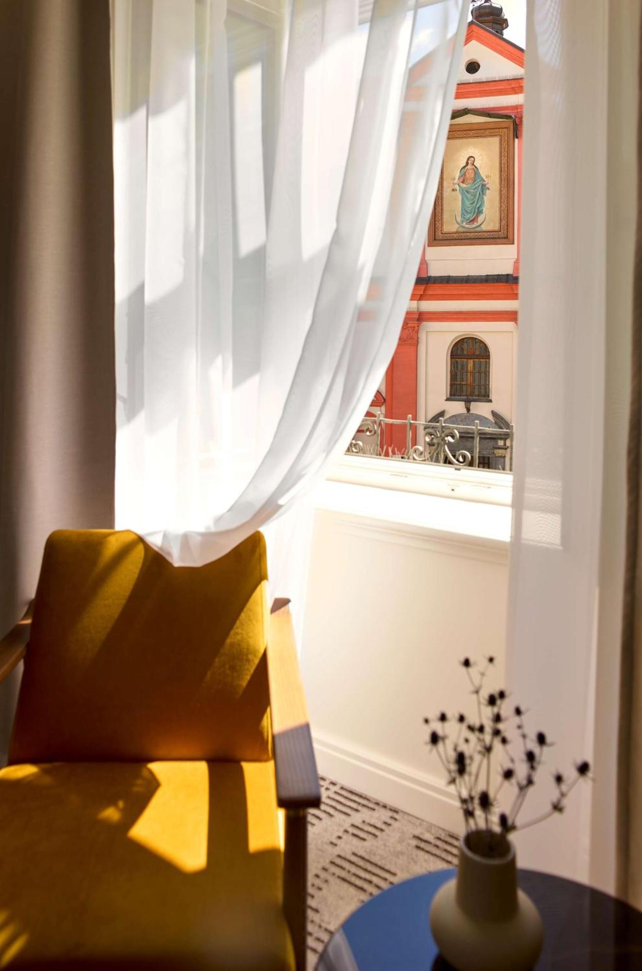 Saski Curio Collection By Hilton Hotel