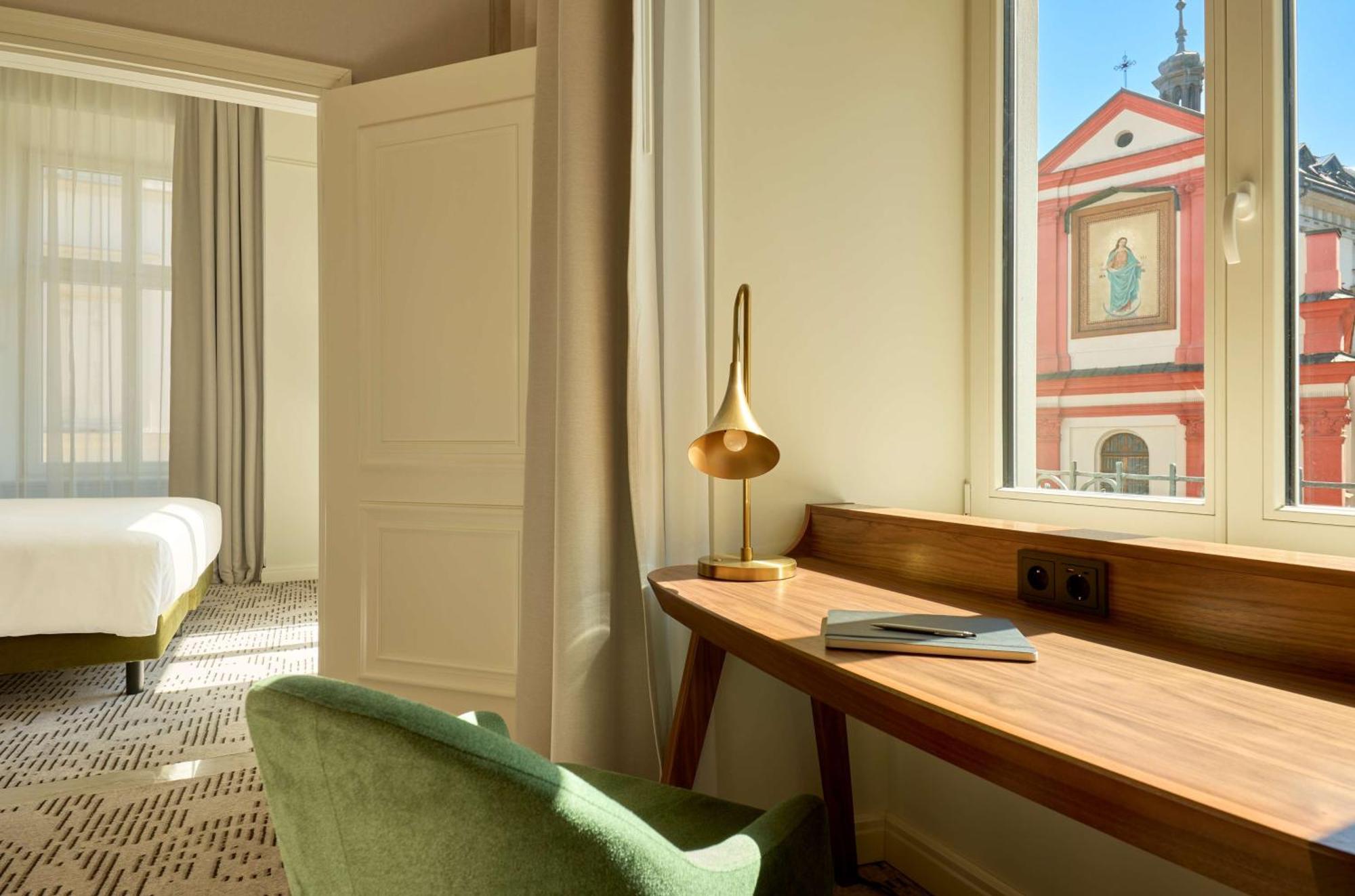 Hotel Saski Curio Collection By Hilton